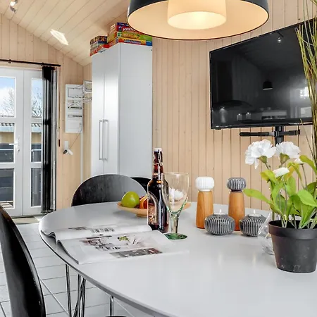 Holiday home Gorgeous In With House Sea View *
